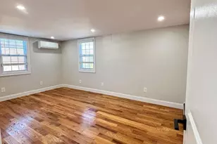 70 Appletree Ln, Roslyn Heights, NY 11577 - Photo 13