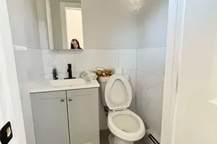 70 Appletree Ln, Roslyn Heights, NY 11577 - Photo 11