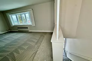 15-14 200th St, Bayside, NY 11360 - Photo 5