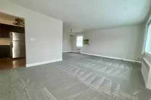 15-14 200th St, Bayside, NY 11360 - Photo 7