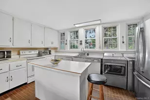 139 Watch Hill Rd, Cortlandt Manor, NY 10567 - Photo 15