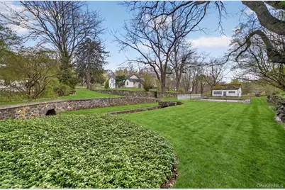 139 Watch Hill Road, Cortlandt Manor, NY 10567 - Photo 45