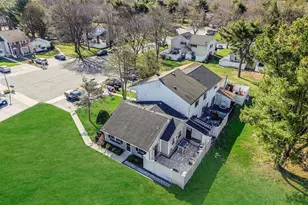 10 Gettysburg Ct, Coram, NY 11727 - Photo 27