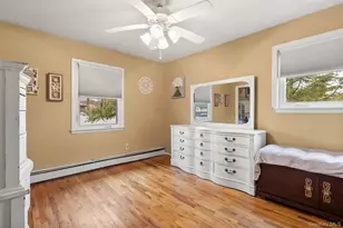 10 Denise Dr, North Babylon, NY 11703 - Photo 17