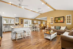 10 Denise Dr, North Babylon, NY 11703 - Photo 5