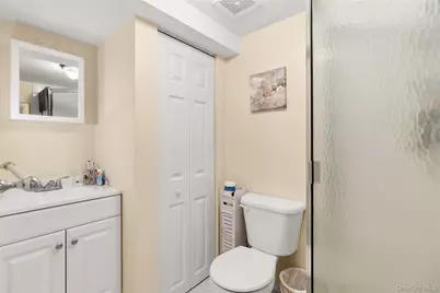 10 Denise Drive, North Babylon, NY 11703 - Photo 23