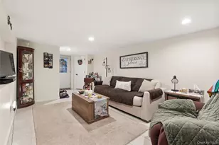 10 Denise Dr, North Babylon, NY 11703 - Photo 19