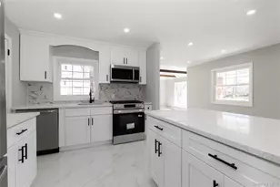 109 Evans St, New Hyde Park, NY 11040 - Photo 7