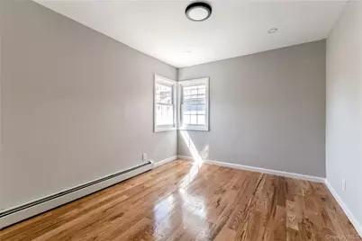 109 Evans Street, New Hyde Park, NY 11040 - Photo 13