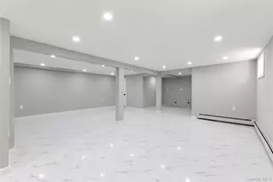 109 Evans St, New Hyde Park, NY 11040 - Photo 15