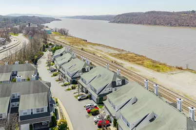114 Hudson Pointe Drive, Poughkeepsie, NY 12601 - Photo 27