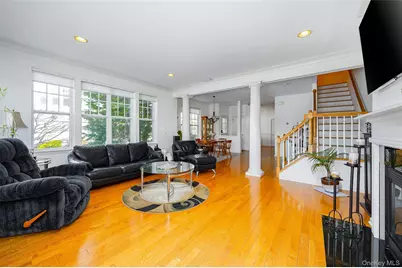 114 Hudson Pointe Drive, Poughkeepsie, NY 12601 - Photo 11