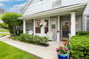 114 Hudson Pointe Dr, Poughkeepsie, NY 12601 - Photo 5