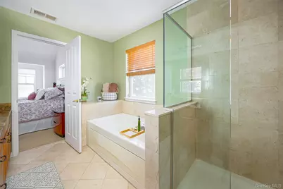 114 Hudson Pointe Drive, Poughkeepsie, NY 12601 - Photo 19