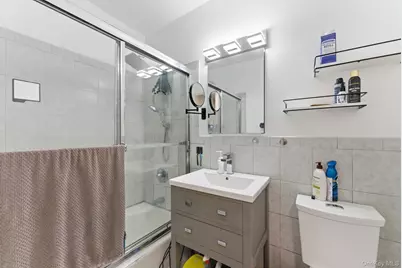 250 N Broadway #5B, Yonkers, NY 10701 - Photo 9