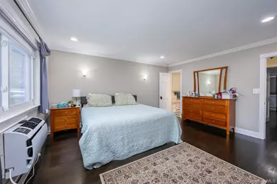 40 W 4th Street #7, Patchogue, NY 11772 - Photo 15