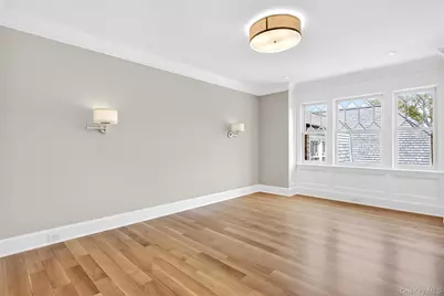 71 Lake Road, Manhasset, NY 11030 - Photo 33