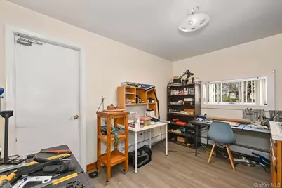 568 Manville Road #Upper R, Pleasantville, NY 10570 - Photo 19