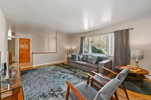 568 Manville Rd, Pleasantville, NY 10570 - Photo 3