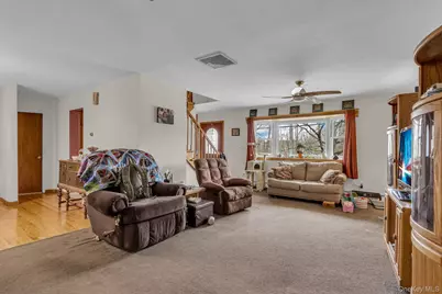 2028 Oakwood Drive, Peekskill, NY 10566 - Photo 9