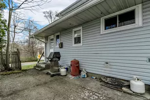 2028 Oakwood Dr, Peekskill, NY 10566 - Photo 39