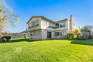 24-51 Little Neck Blvd, Bayside, NY 11360 - Photo 27