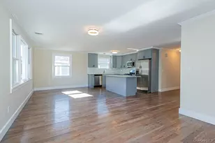 207 Nassau Blvd, Garden City South, NY 11530 - Photo 7