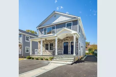 207 Nassau Boulevard #B, Garden City South, NY 11530 - Photo 3