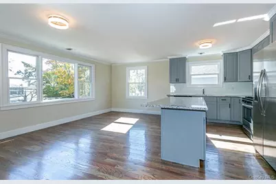 207 Nassau Boulevard #B, Garden City South, NY 11530 - Photo 5