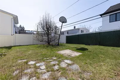 2492 2nd Street, East Meadow, NY 11554 - Photo 23