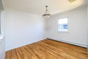 34 Vandewater Ave, Floral Park, NY 11001 - Photo 21