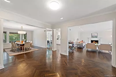 40 Meadow Road, Scarsdale, NY 10583 - Photo 3