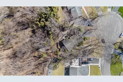 20 Veronica Court, Smithtown, NY 11787 - Photo 45
