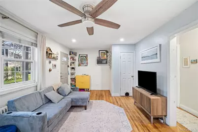 68-07 Springfield Boulevard #68-07, Bayside, NY 11364 - Photo 3