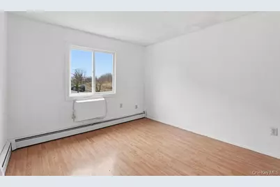 78-02 151st Avenue, Howard Beach, NY 11414 - Photo 3