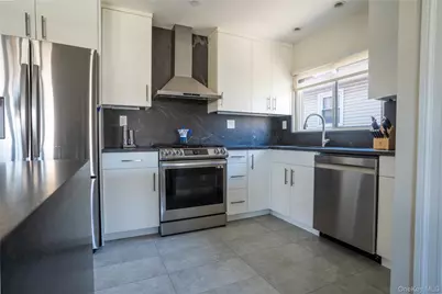 22236 41st Road, Bayside, NY 11361 - Photo 7