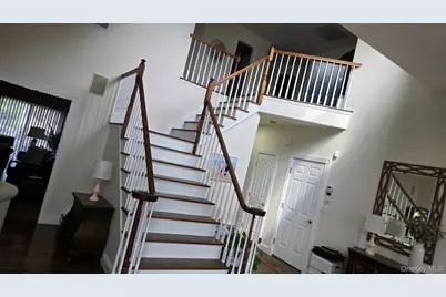 850 Linstead Lane, North Bellmore, NY 11710 - Photo 7