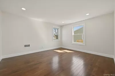 61 Gardiners Avenue, Levittown, NY 11756 - Photo 27