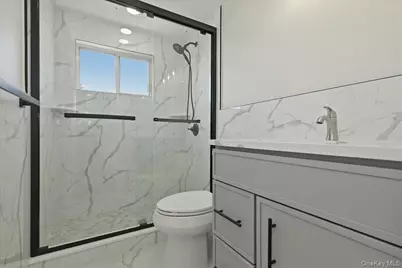 61 Gardiners Avenue, Levittown, NY 11756 - Photo 31