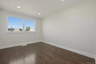 61 Gardiners Avenue, Levittown, NY 11756 - Photo 23