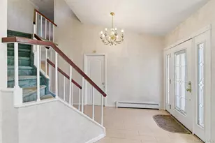 3 Rocket Ct, Selden, NY 11784 - Photo 3