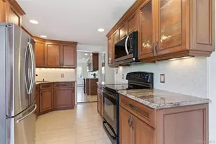 3 Rocket Ct, Selden, NY 11784 - Photo 9