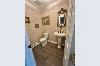 43 N Cozine Road, Manorville, NY 11949 - Photo 17