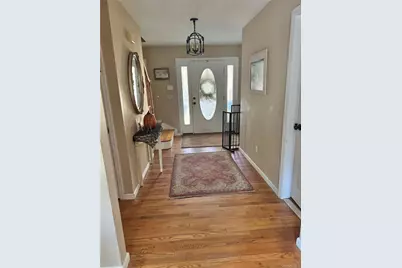 43 N Cozine Road, Manorville, NY 11949 - Photo 9