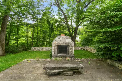 392 Main Street, Cold Spring, NY 10516 - Photo 3