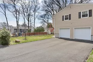 74 Minute Man Cir, Orangeburg, NY 10962 - Photo 33