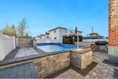 256 Division Avenue, Massapequa, NY 11758 - Photo 39