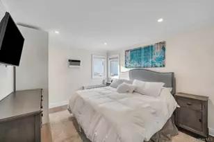 256 Division Ave, Massapequa, NY 11758 - Photo 21