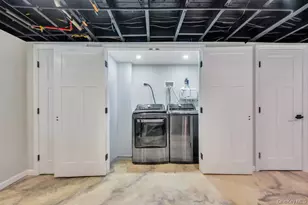 256 Division Ave, Massapequa, NY 11758 - Photo 33