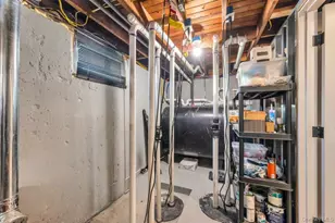 256 Division Ave, Massapequa, NY 11758 - Photo 31